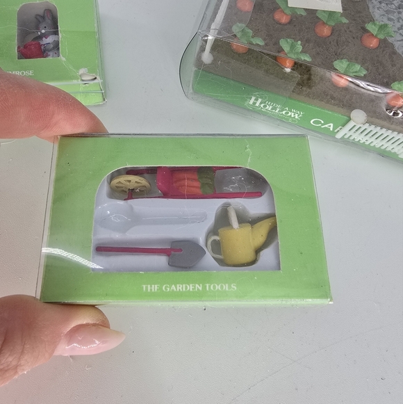 Department 56 Hide A Way Hollow Miniature Pewter Gardener Lot - Picture 3 of 6